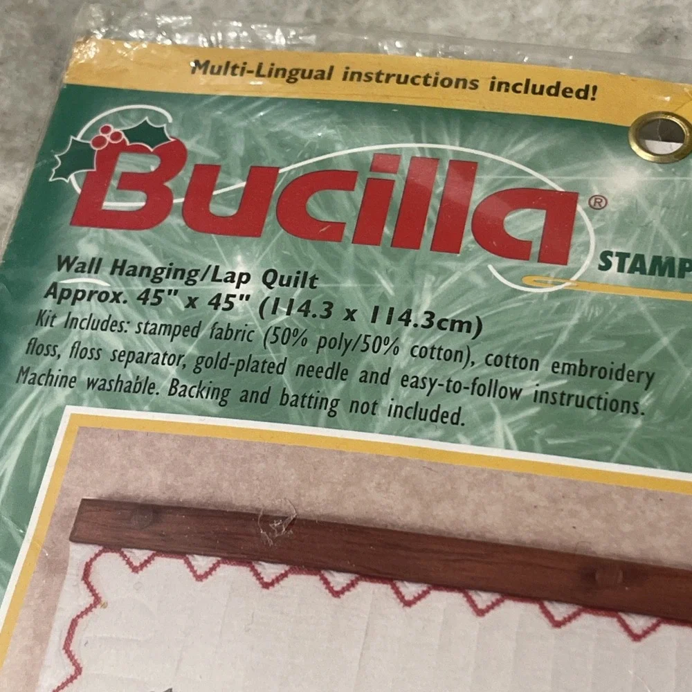 New Bucilla Stamped Cross Stitch Wall Lap Quilt 84118 Never a Christmas Morning